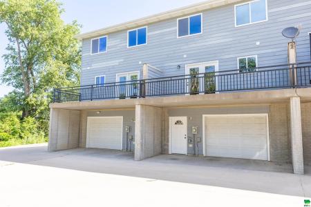 2803 Stone Park Blvd., Sioux City, Iowa 51104