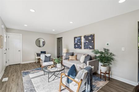 8066 Pilmer Drive, Des Moines, Iowa 50320, USA