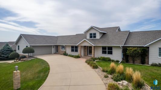 300 Calumet Cir, Yankton, SD 57078, USA