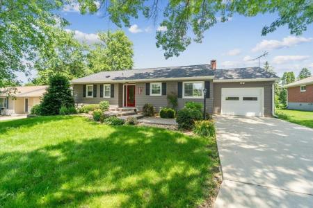 1213 Elm Street, Oelwein, Iowa 50662, USA