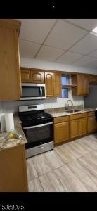 22 E Price St 2, Linden City, 新泽西州 07036-3047, 美国