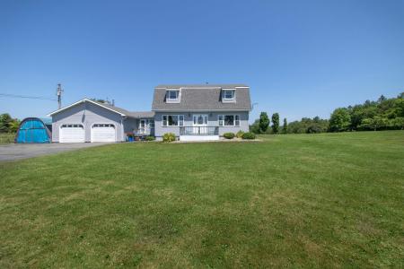205 Water Street, Orleans, Vermont 05860, USA