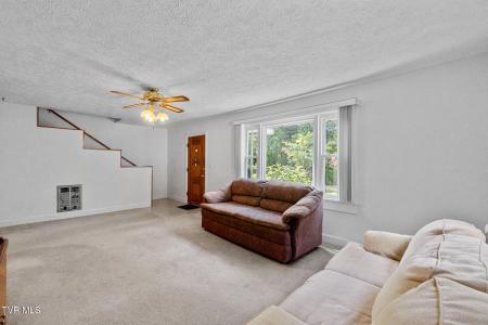1260 Robinhood Road, Greeneville, Tennessee 37743