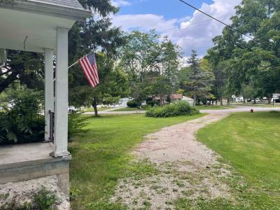 4120 S Washington, Saginaw, Michigan 48601