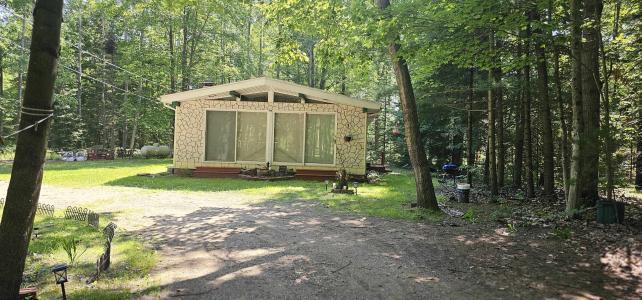 4740 Wildwood Rd, Alger, Michigan 48610, USA