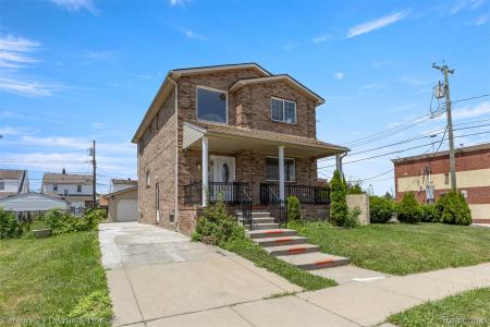 7115 Steadman Street, Dearborn, Michigan 48126, USA