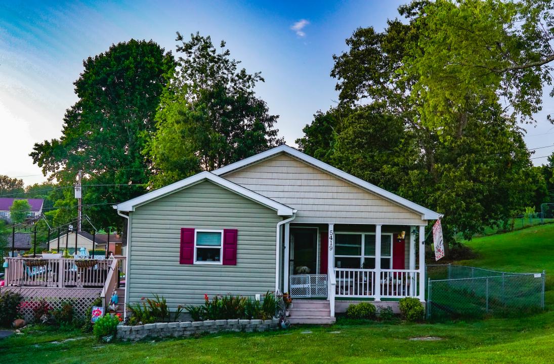 5419 Collins St., Dublin, Virginia 24084