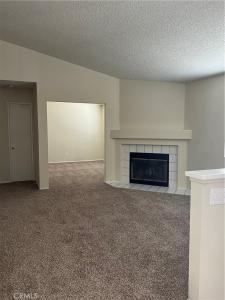 12321 Glenwood Lane, Victorville, 加州 92395, 美國