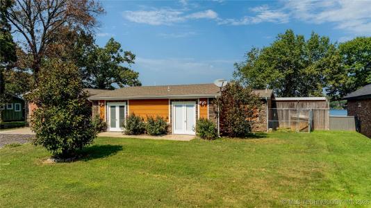 61112 E 310 Road, Grove, Oklahoma 74344, USA