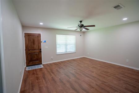 2020 Hubbard, Paris, Texas 75460, USA
