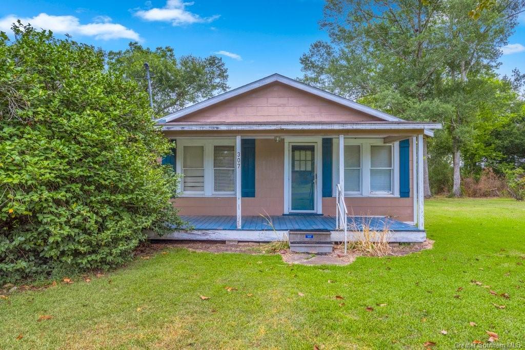 307 S Welty Street S, איווה, לואיזיאנה 70647, ארצות הברית של אמריקה