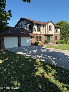 319 Kenmark Drive, Maryville, Tennessee 37803
