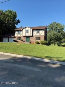 319 Kenmark Drive, Maryville, Tennessee 37803
