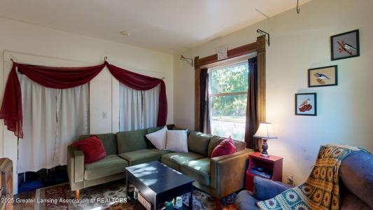 325 N Sycamore Street, Lansing, Michigan 48933