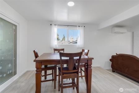 7412 E E Street, Tacoma, Washington 98404, États-Unis