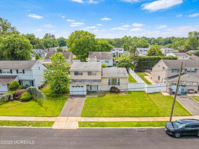 17 York Street, Old Bridge, Nova Jersey 08857, Estados Unidos