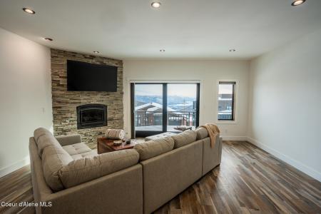 98 Chutes Lane, Sandpoint, Idaho 83864, HOA KỲ