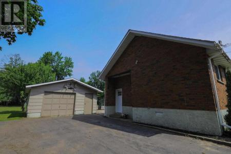 380 RIVER RD, Sault Ste. Marie, Ontario P6A 5K9, Canada