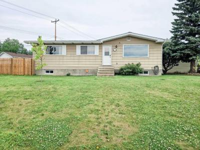 1102 55 STREET, Edson, Alberta T7E 1J7, Canada