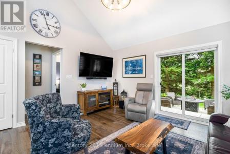 35 RUSSETT DRIVE, Meaford, Ontario N4L 0A5, Canada