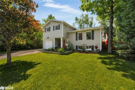 175 SEGWUN BOULEVARD, Gravenhurst, 安大略省 P1P 1C5, 加拿大