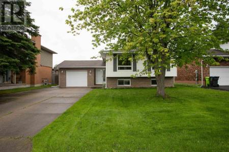 25 HEALY ST, Sault Ste. Marie, Ontario P6A 6C1, Canadá