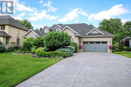 596 LAKEVIEW DRIVE, Woodstock (woodstock - North), אונטריו N4T 0A5, קנדה