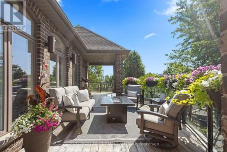 7071 CLAYTON WALK, London South (south V), Ontario N6P 0A1, Canada