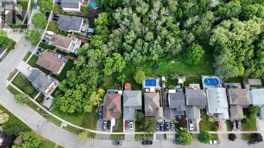 13 ALDERBROOK DRIVE, Clarington (courtice), Ontario L1E 1N4, Canada