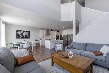 4889 7TH STREET W, Claresholm, Alberta T0L 0T0, Canada