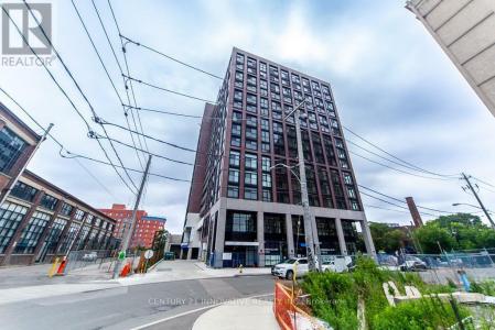 181 STERLING ROAD, Toronto (dufferin Grove), Ontario M6R 2B2, Canadá