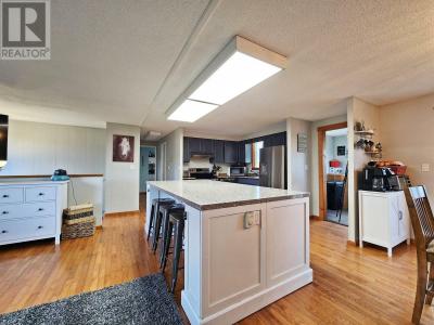 4142 DALE LAKE ROAD, Quesnel, British Columbia V2J 6M9, Canada