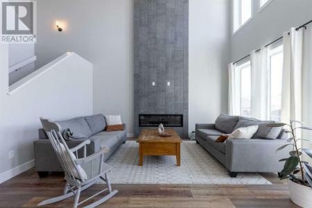 4889 7TH STREET WEST, Claresholm, Alberta T0L 0T0, Canada