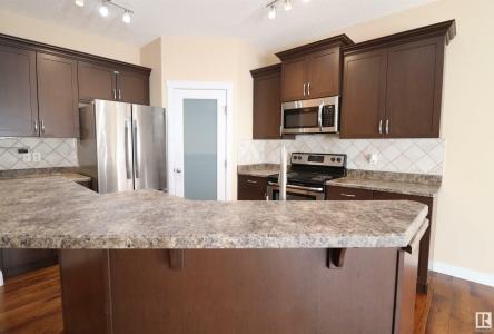 340 SPRUCE RIDGE ROAD, Spruce Grove, Alberta T7X 0J4, Canada