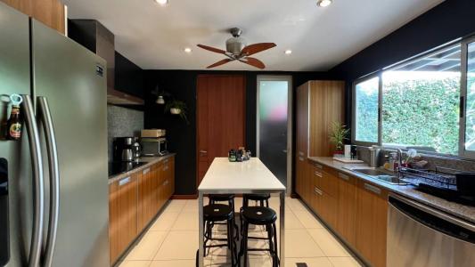 Paseo del Sol , Santa Ana Centro Santa Ana Santa Ana, San José 00001, Costa Rica