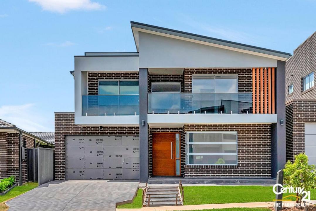 7 Lovegrass Avenue, Denham Court, NSW 2565, Australia