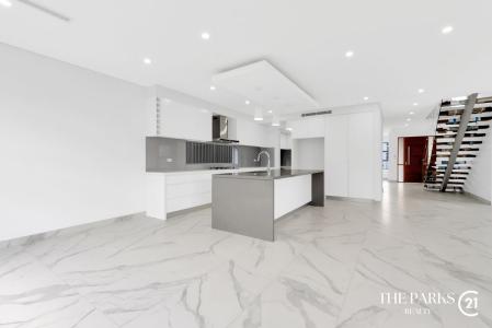 7 Lovegrass Avenue, Denham Court, NSW 2565, Australia