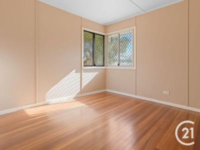 9 Coverack Street, Leichhardt, QLD 4305, Australia