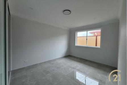 71A Hilltop Road, Merrylands, NSW 2160, Austrália