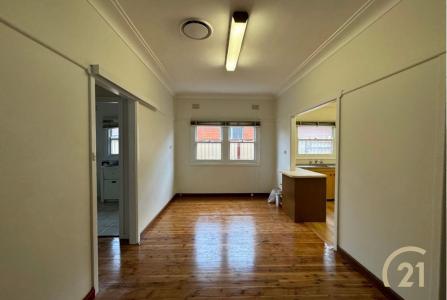 71 Hilltop Road, Merrylands, NSW 2160, Austrália