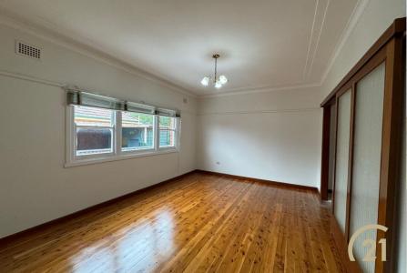 71 Hilltop Road, Merrylands, NSW 2160, Austrália