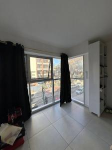 Luis Alberto de herrera y laguna 0000, Pocitos, Montevideo 1300, Uruguay