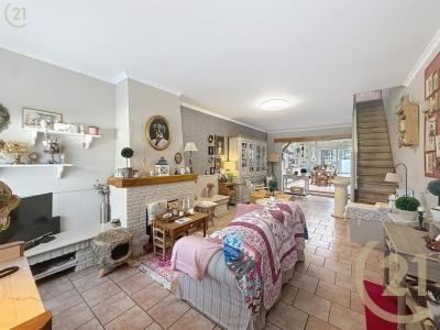 Avenue de la Wallonie 14, Leuze-en-hainaut, 7900, בלגיה