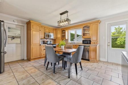 19 Rue de Gentilly, Gatineau (Gatineau), Quebec J8R 2E7, Canadá