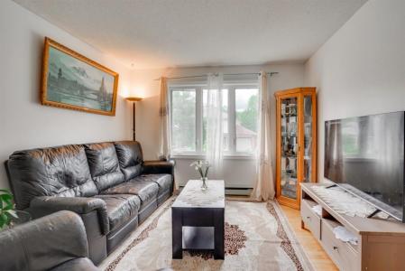 104  Rue Mayburry, Gatineau (Hull), 퀘벡주 J9A 2E2, 캐나다