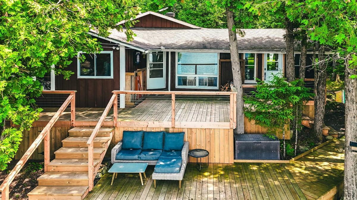 353 Ch. du Lac-Vert, Lac-Sainte-Marie, Quebec J0X 1Z0, CANADÁ