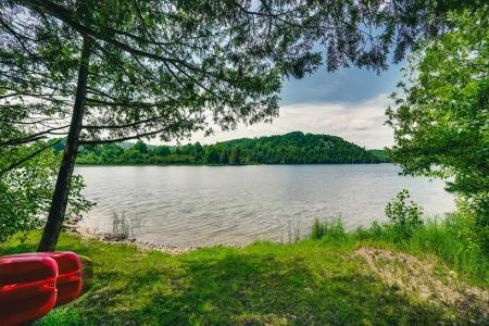 353 Ch. du Lac-Vert, Lac-Sainte-Marie, Quebec J0X 1Z0, CANADÁ