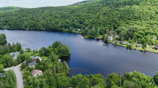 70  Ch. de l'Anse, Quebec G3B 1A5, Canada
