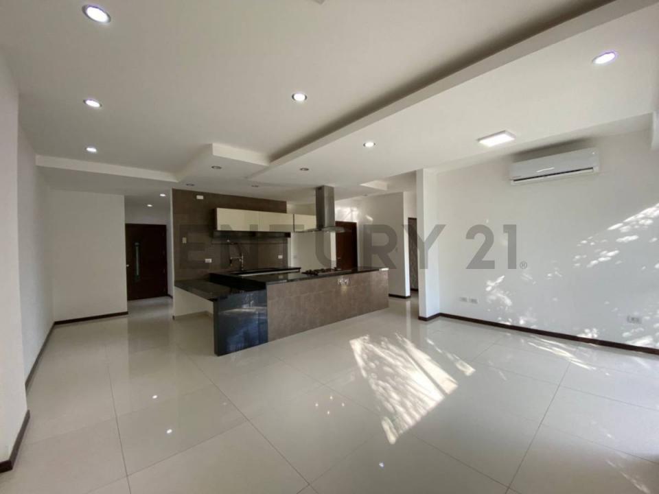 AV. BANZER 8VO ANILLO 1, Norte, Santa Cruz 00001, Боливия