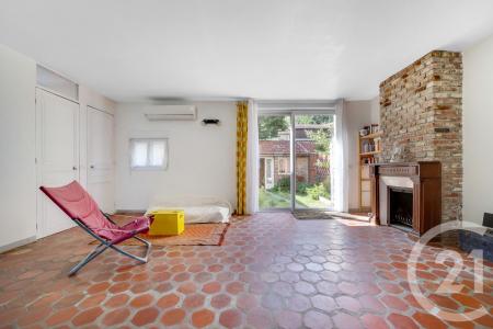 Chatillon, Île-de-France 92320, アキタン